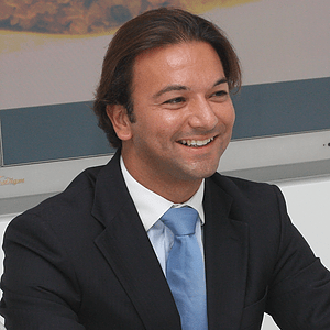 ALFREDO BATALLER,<br>CEO de SHA Wellness Clinic